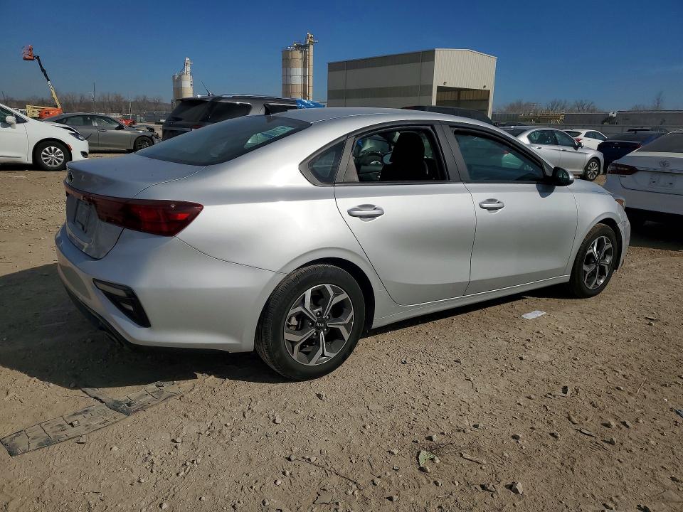 3KPF24AD6LE239030