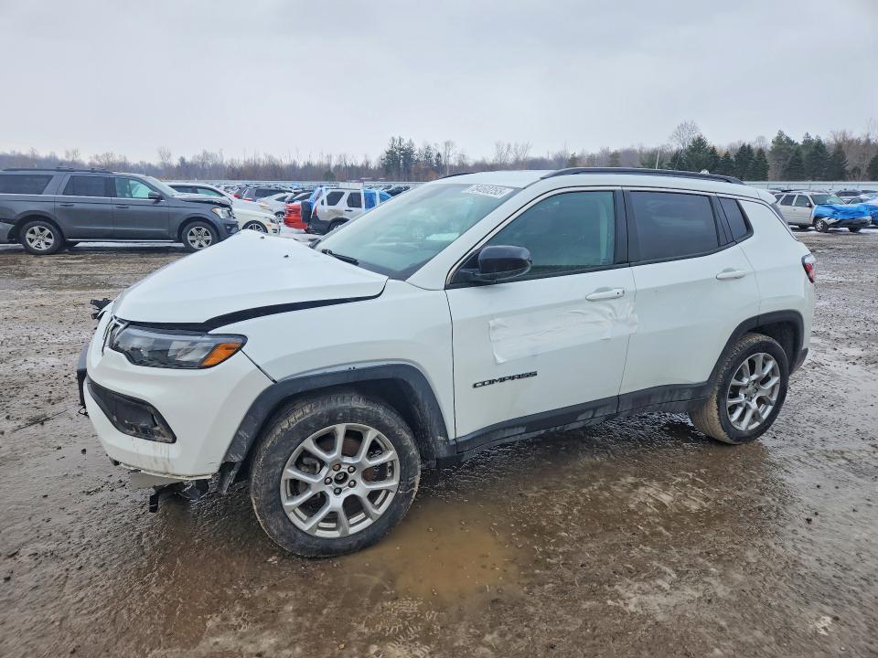 2022 JEEP COMPASS — VIN 3C4NJDFB5NT219212