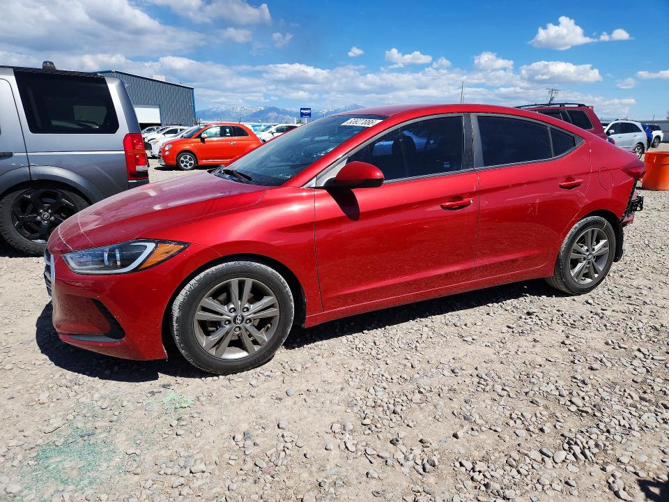 2018 HYUNDAI ELANTRA — VIN 5NPD84LF9JH220825