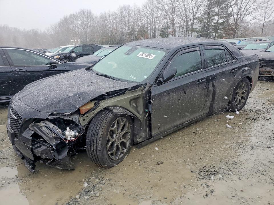 2018 CHRYSLER 300 — VIN 2C3CCAGG7JH327199