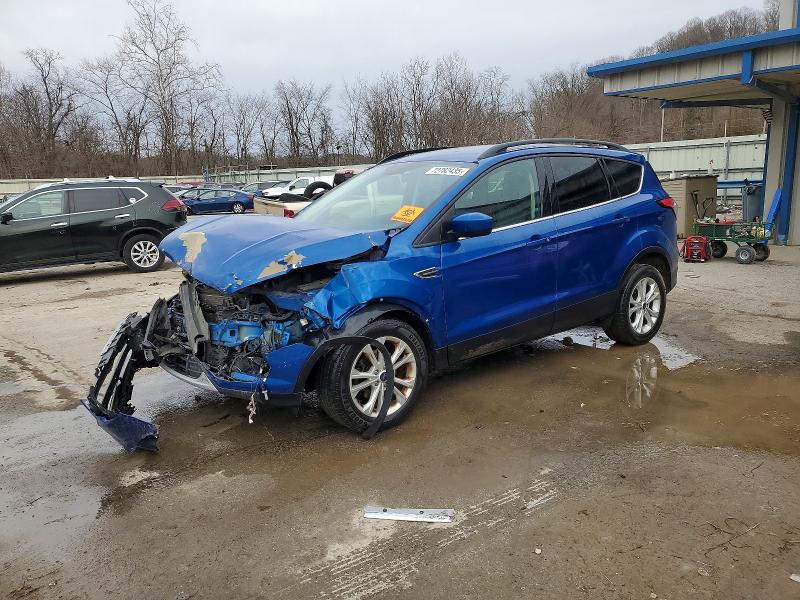 2017 FORD ESCAPE — VIN 1FMCU0GDXHUD74643