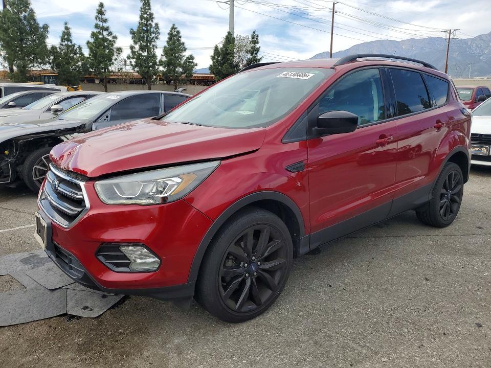 2017 FORD ESCAPE — VIN 1FMCU0GDXHUC11295