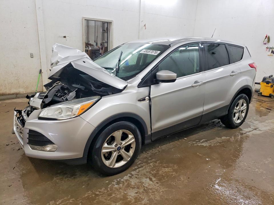 2016 FORD ESCAPE — VIN 1FMCU0G95GUB61822