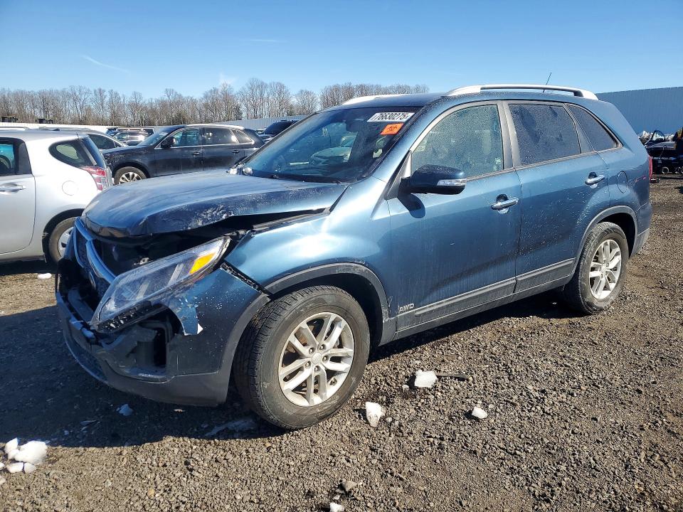 2015 KIA SORENTO — VIN 5XYKTCA60FG561239