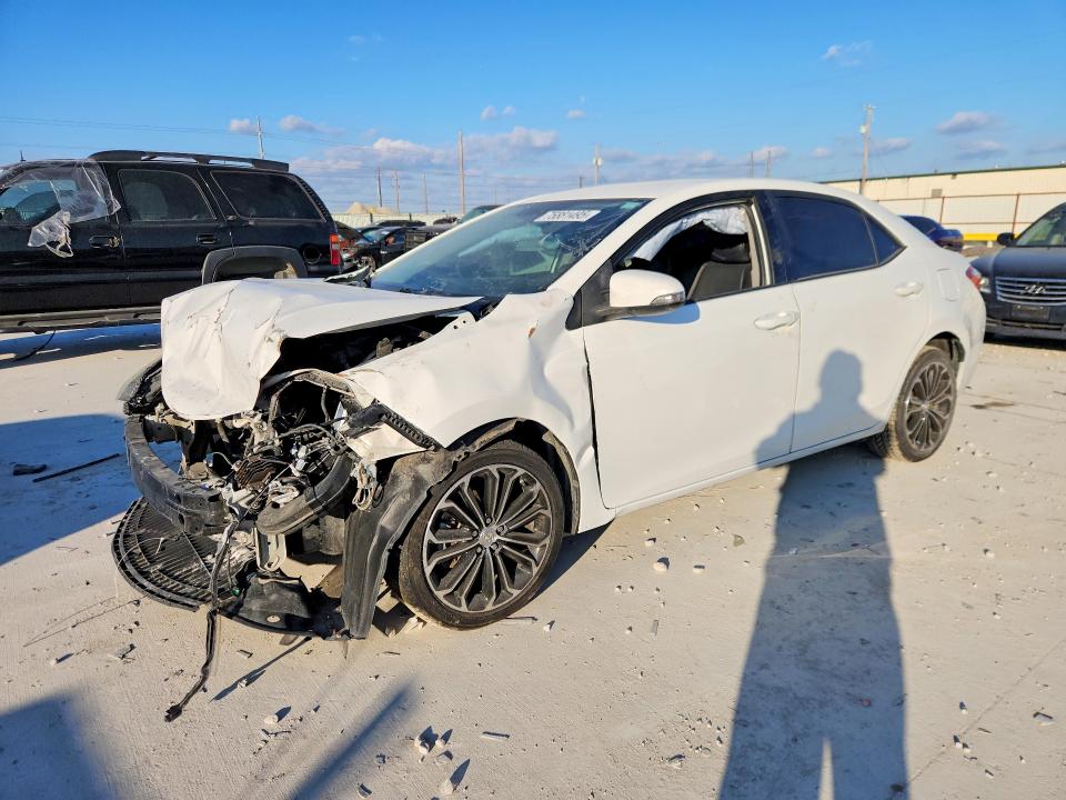 2016 TOYOTA COROLLA — VIN 5YFBURHE1GP421954
