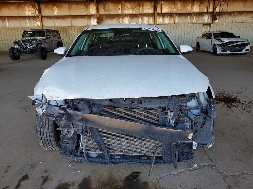 5XXGT4L34KG285158