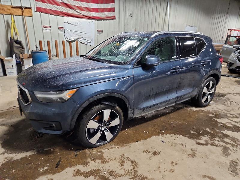 2021 VOLVO XC40 — VIN YV4162UK0M2540014