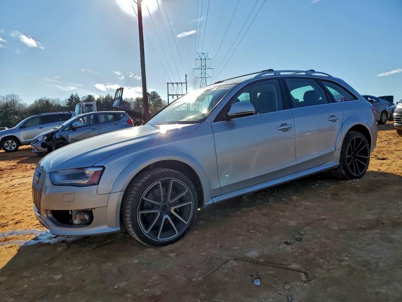 2014 AUDI A4 ALLROAD — VIN WA1UFAFLXEA070009