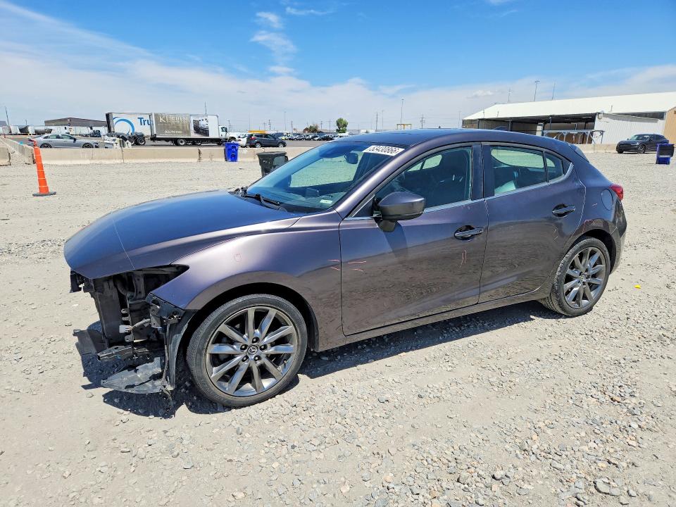 2018 MAZDA 3 — VIN 3MZBN1M31JM203995
