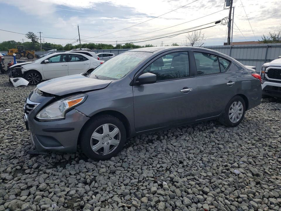 2016 NISSAN VERSA — VIN 3N1CN7AP5GL823008
