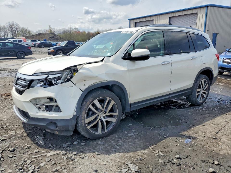 2017 HONDA PILOT — VIN 5FNYF6H0XHB090859
