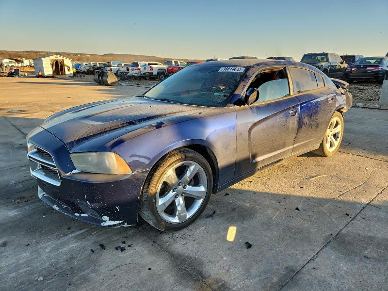 2013 DODGE CHARGER SE — VIN 2C3CDXBGXDH612829
