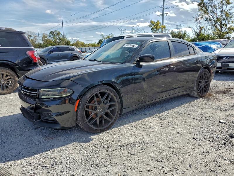 2015 DODGE CHARGER SE — VIN 2C3CDXBG9FH917743