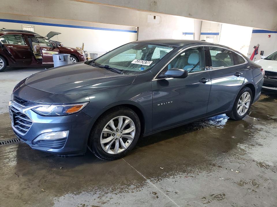 2021 CHEVROLET MALIBU — VIN 1G1ZD5ST4MF081869