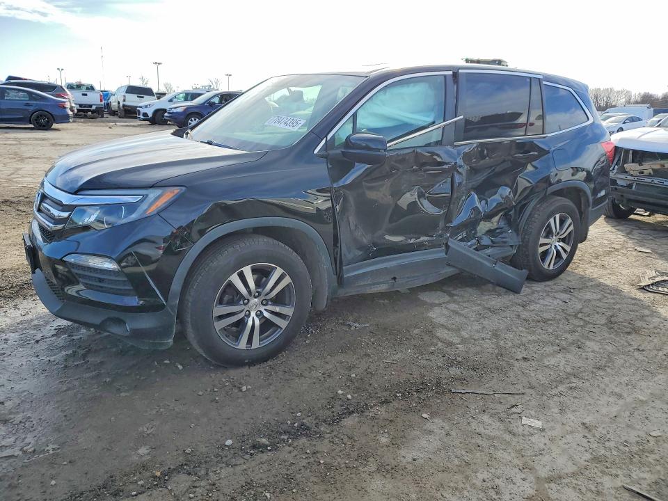 2017 HONDA PILOT — VIN 5FNYF6H51HB087893