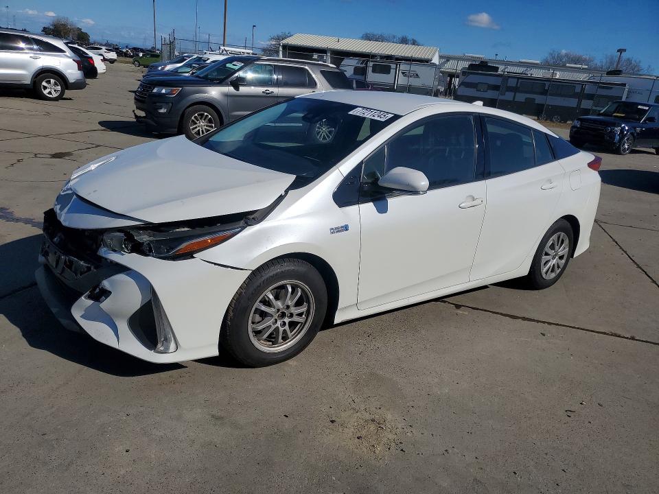 2018 TOYOTA PRIUS PRIME — VIN JTDKARFP6J3081892