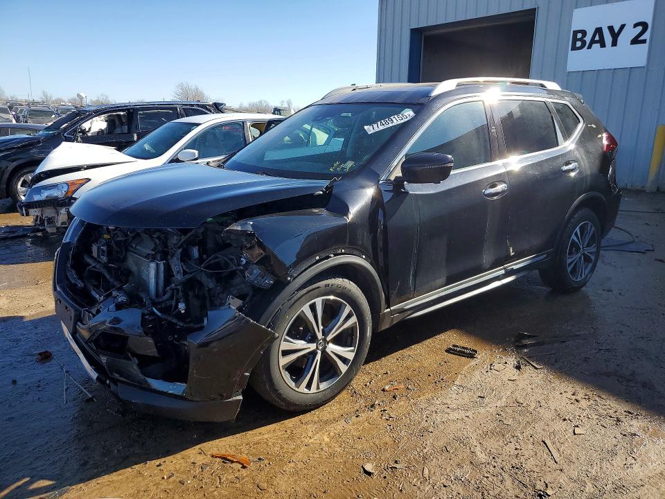 2017 NISSAN ROGUE — VIN 5N1AT2MV9HC812433