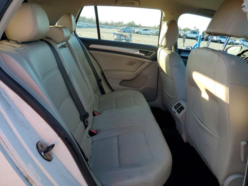 3VW2A7AU8FM079615