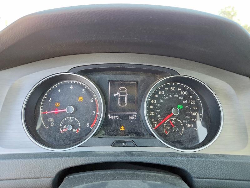 3VW217AU1HM028203
