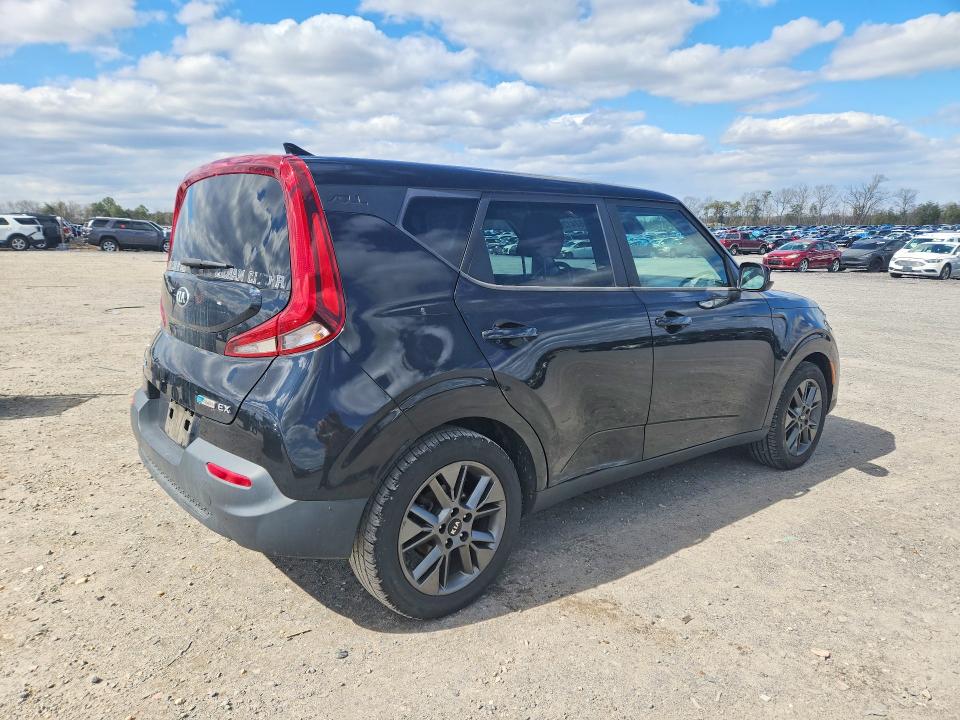 KNDJ33AUXL7009458