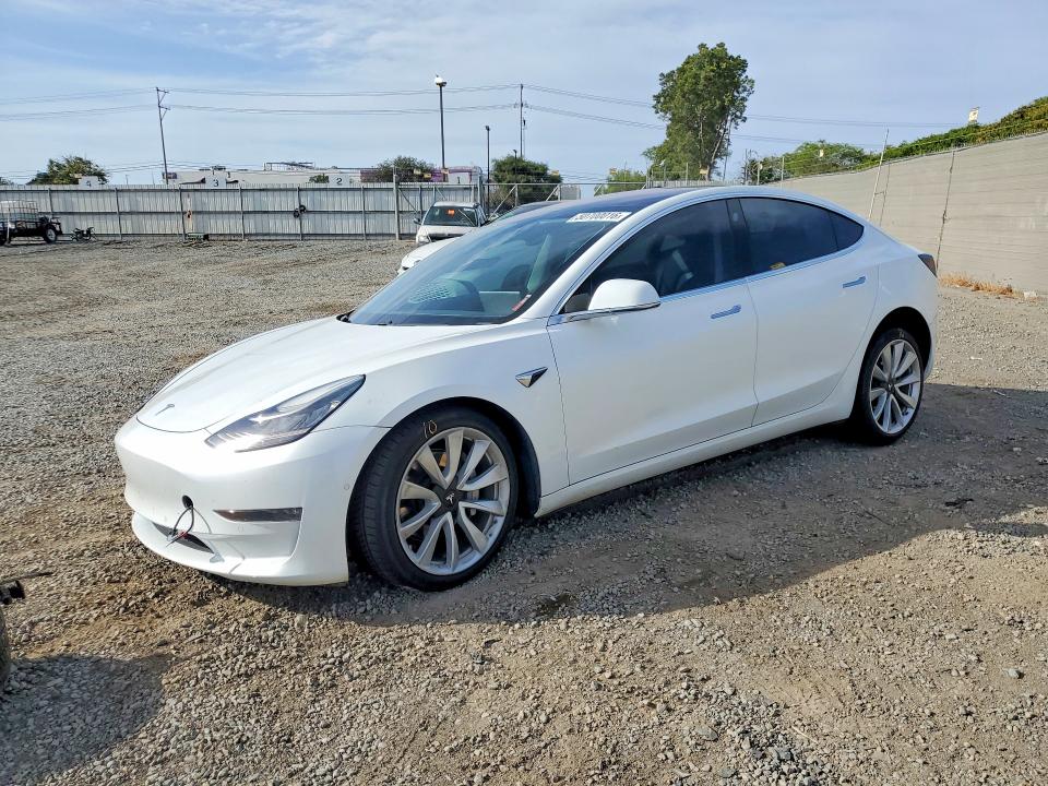 2018 TESLA MODEL 3 — VIN 5YJ3E1EB2JF067457