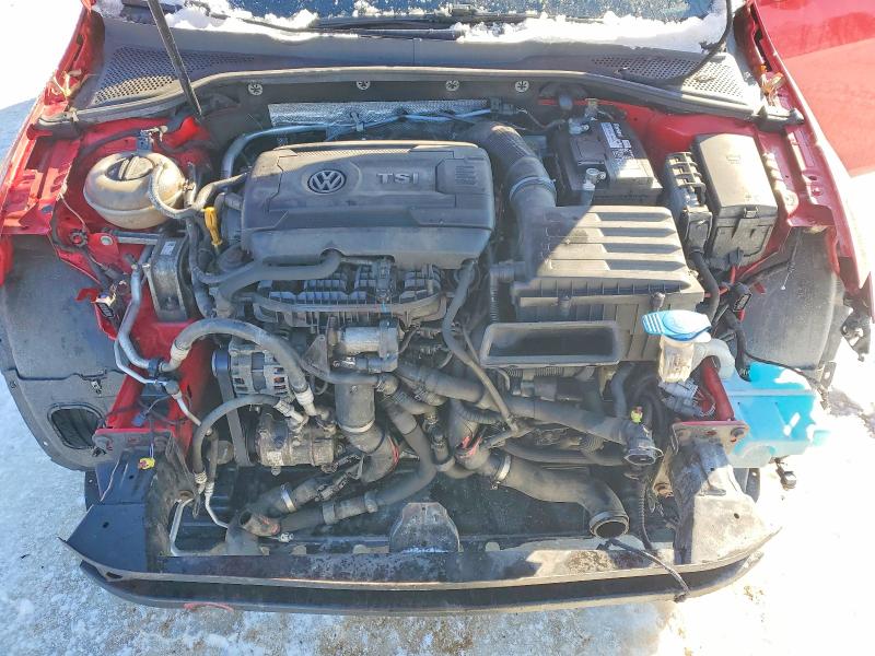 3VW217AU5FM011577
