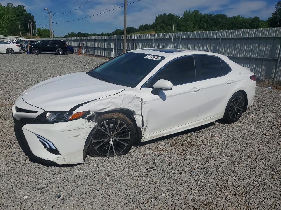 2018 TOYOTA CAMRY — VIN 4T1B11HK1JU673449