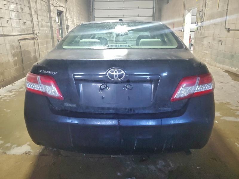 4T1BF3EK8BU200716
