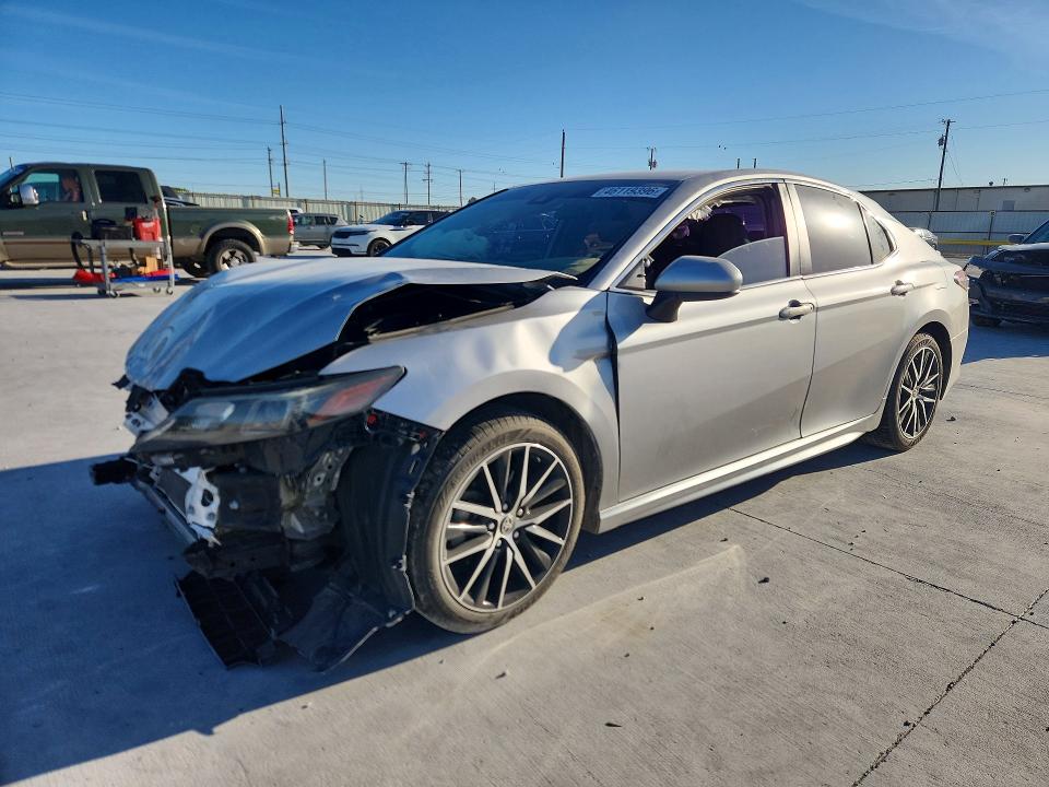 2021 TOYOTA CAMRY — VIN 4T1G11AK0MU405772