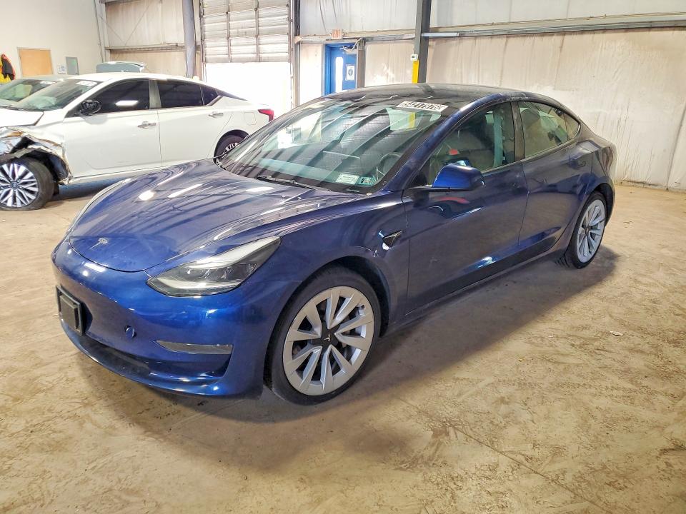 2022 TESLA MODEL 3 — VIN 5YJ3E1EA3NF370132