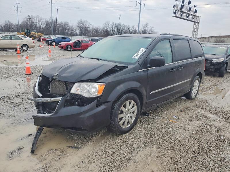 2016 CHRYSLER TOWN & COU — VIN 2C4RC1BG8GR186255