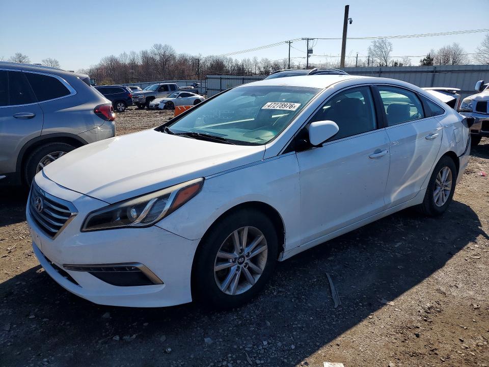 2015 HYUNDAI SONATA — VIN 5NPE24AF4FH013730
