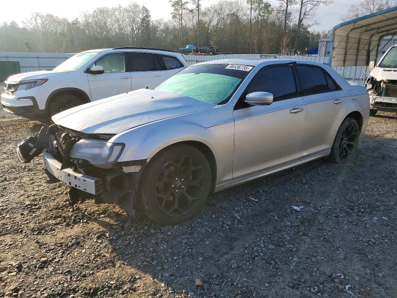 2019 CHRYSLER 300 — VIN 2C3CCABG7KH651262