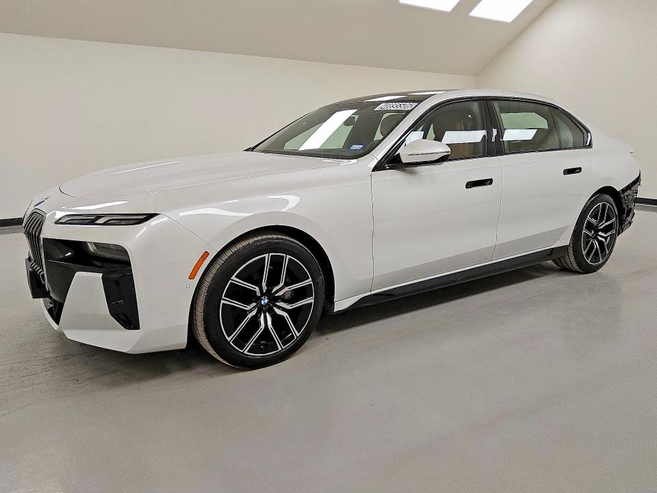 2026 BMW 740 — VIN WBA33EH08TCW69686