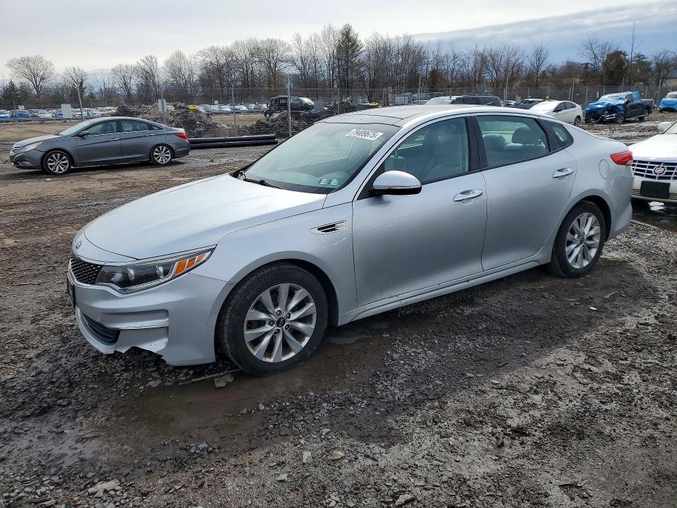 2016 KIA OPTIMA — VIN 5XXGU4L31GG063987