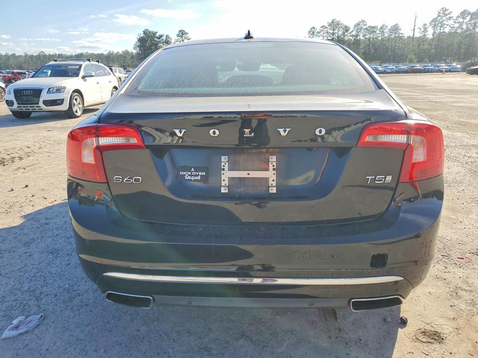 LYV402HK7HB135493