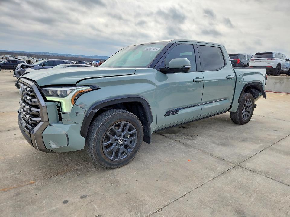 2025 TOYOTA TUNDRA — VIN 5TFNA5DB6SX327461