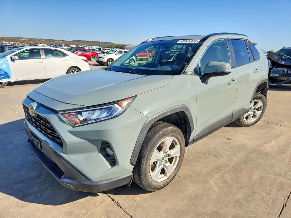 2019 TOYOTA RAV4 — VIN JTMW1RFV9KD010827