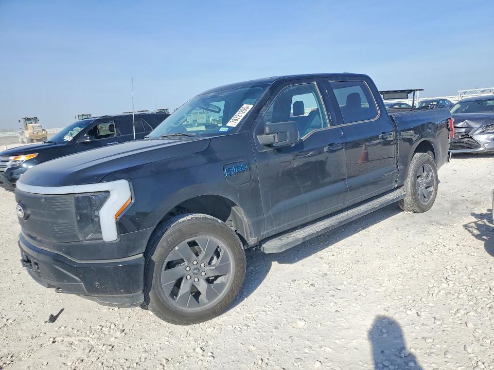 2024 FORD F150 — VIN 1FT6W3L72RWG17137