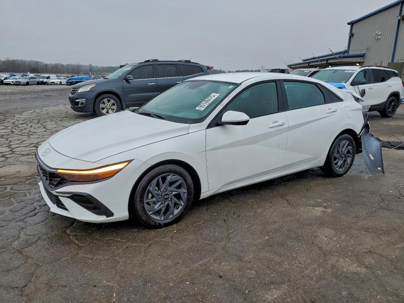 2024 HYUNDAI ELANTRA SE — VIN KMHLM4DG1RU777272