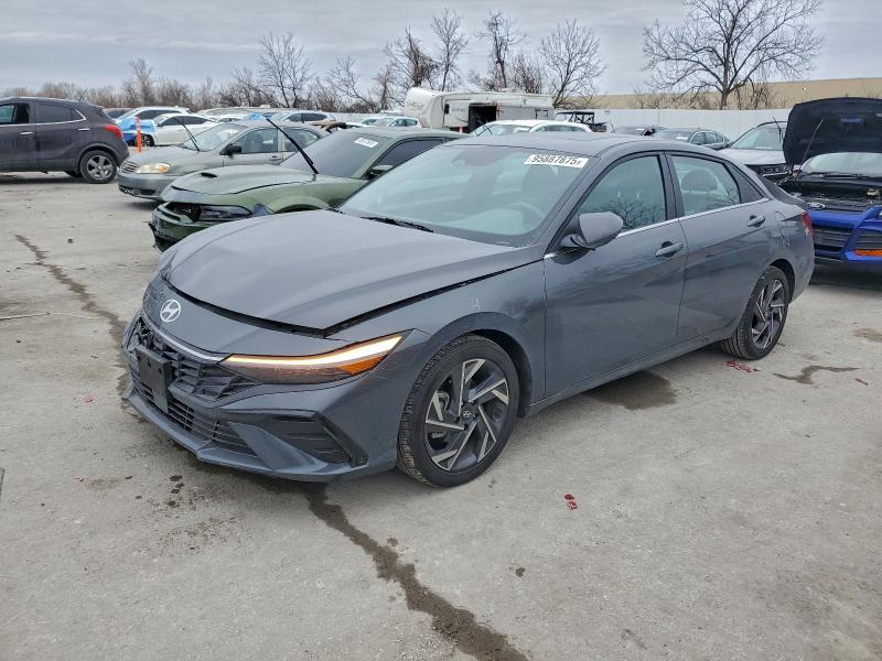 2024 HYUNDAI ELANTRA SE — VIN KMHLS4DG7RU843247