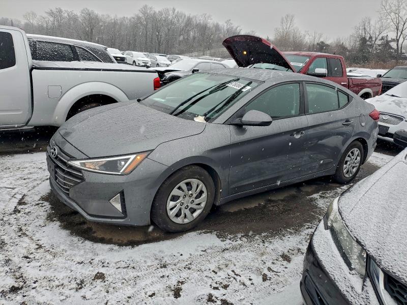 2019 HYUNDAI ELANTRA SE — VIN 5NPD74LF3KH475622
