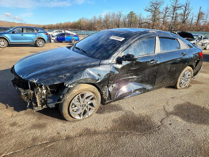 2024 HYUNDAI ELANTRA SE — VIN KMHLM4DG8RU734399