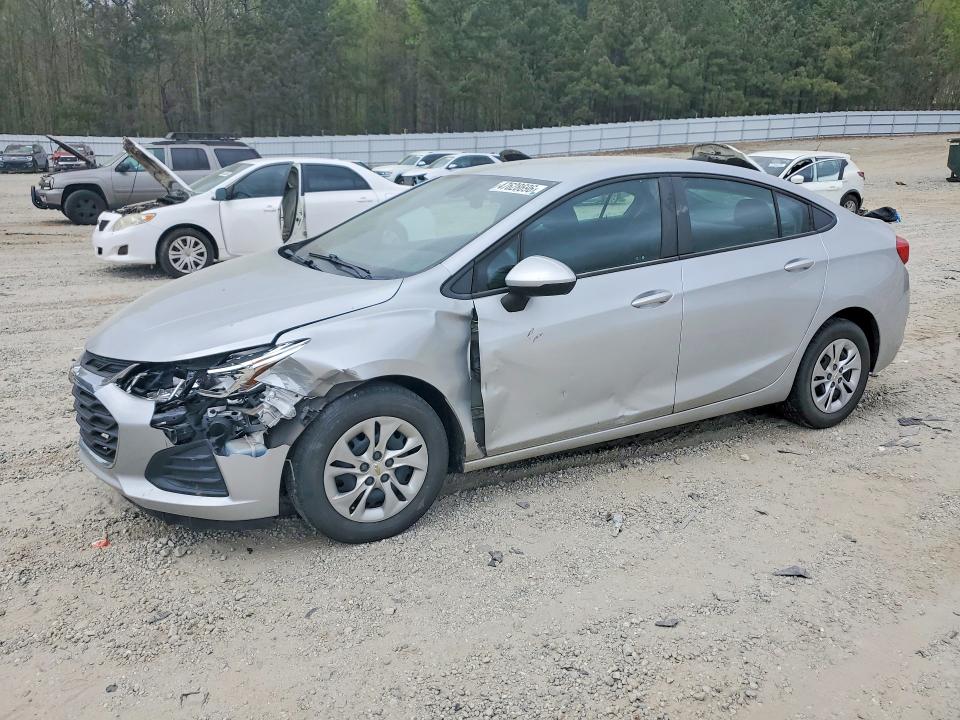 2019 CHEVROLET CRUZE — VIN 1G1BC5SM7K7151675