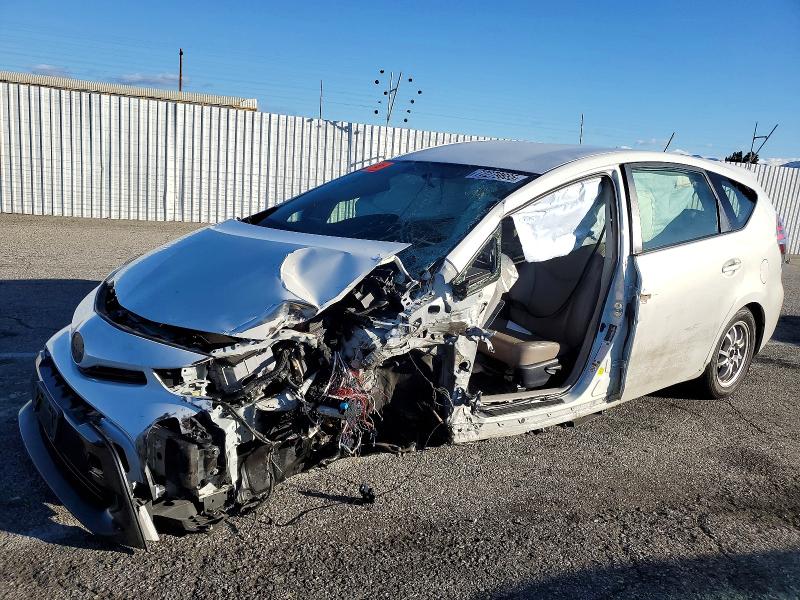 2015 TOYOTA PRIUS V — VIN JTDZN3EU6FJ032122