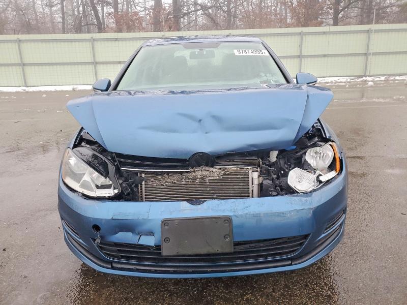 3VW217AU7FM099810
