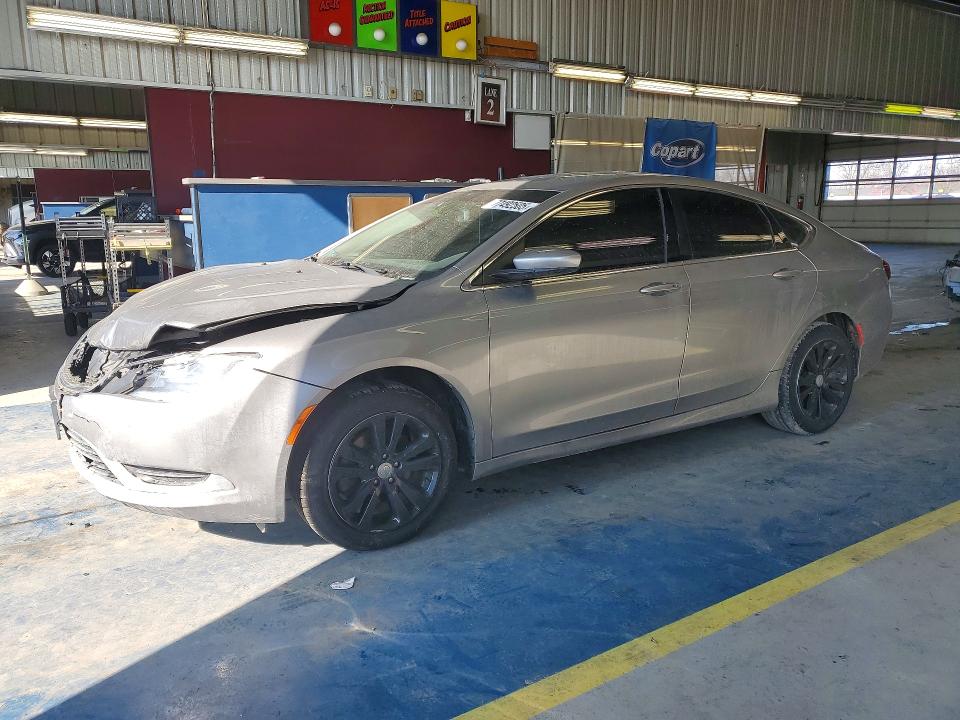 2015 CHRYSLER 200 — VIN 1C3CCCAB7FN702158