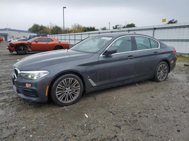2019 BMW 530E — VIN WBAJA9C57KB399328