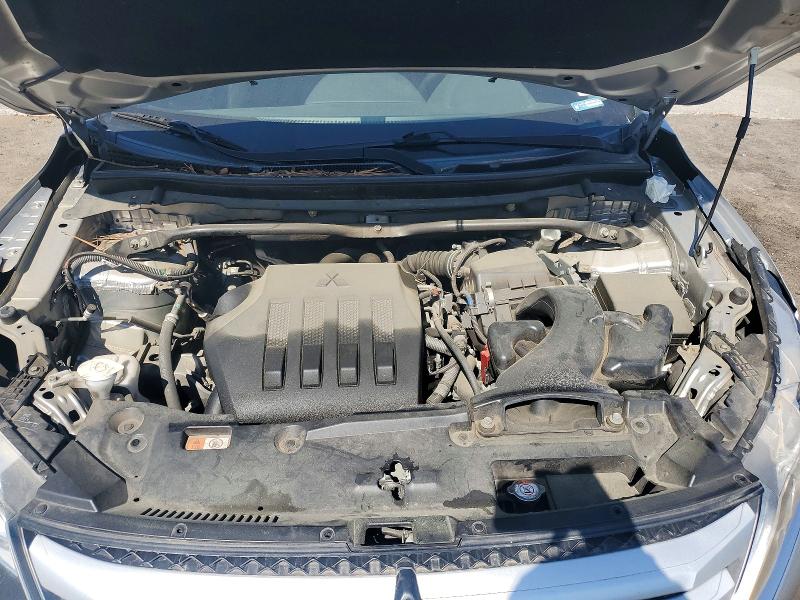 JA4AT3AA2JZ068151