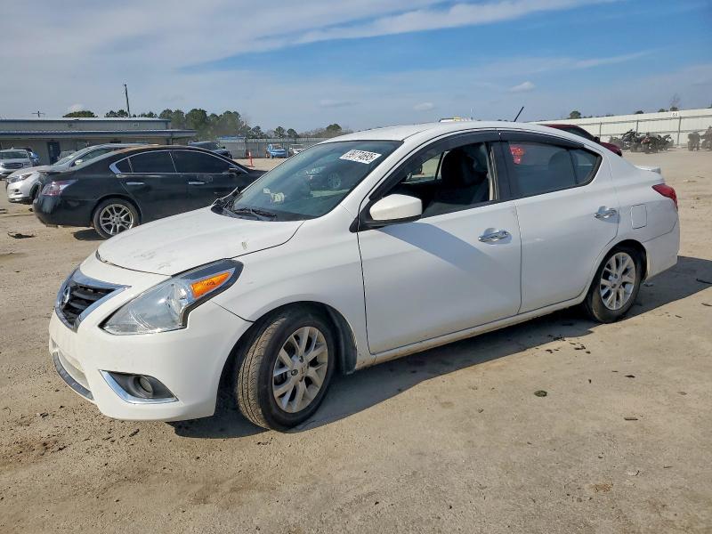 2018 NISSAN VERSA — VIN 3N1CN7AP4JL862910